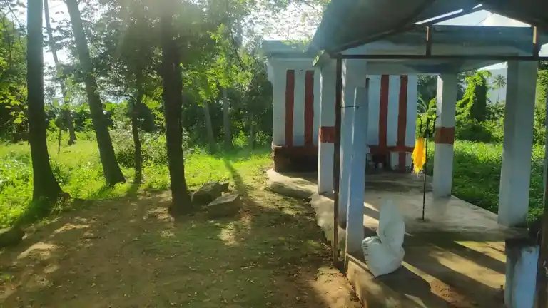 Arulmigu Mariamman Temple, Keelakoodalur - 625518 அருள்மிகு மாரியம்மன் திருக்கோயில், கீழக்கூடலூர் - 625518, Theni - Ancient Temple Architecture and History Image 2