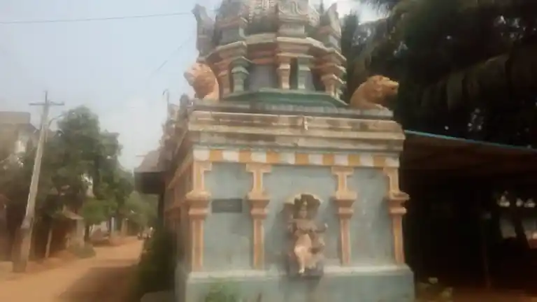 Arulmigu Mariamman Temple, Kil Valayamadevi - 608704 Temple