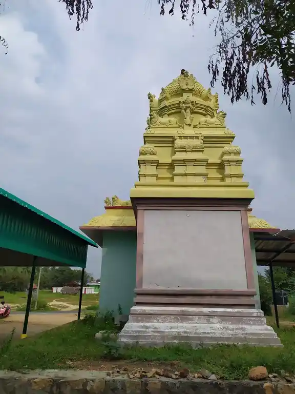 Arulmigu Mariamman Temple, Kollampalyam, Thokkavadi - 637215 அருள்மிகு மாரியம்மன் திருக்கோயில், Kollampalyam, Thokkavadi - 637215, Namakkal - Ancient Temple Architecture and History Image 2