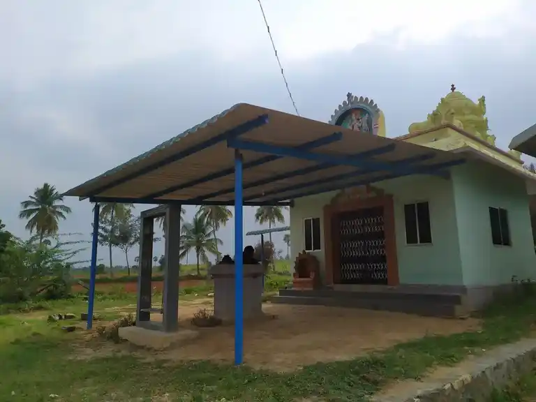 Arulmigu Mariamman Temple, Kollampalyam, Thokkavadi - 637215 அருள்மிகு மாரியம்மன் திருக்கோயில், Kollampalyam, Thokkavadi - 637215, Namakkal - Ancient Temple Architecture and History Image 4