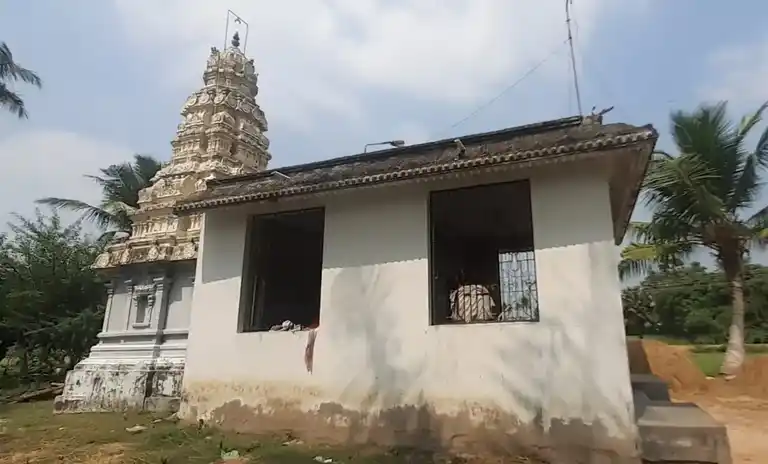 Arulmigu Mariamman Temple, Kottasirupattakkarai - 614705 அருள்மிகு மாரியம்மன் திருக்கோயில், Kottasirupattakkarai - 614705, Thiruvarur - Ancient Temple Architecture and History Image 2