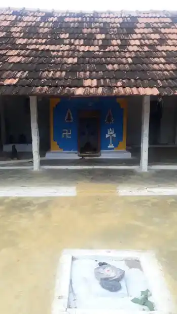 Arulmigu Mariamman Temple, Kuppuchipalayam, Maraparai - 637410 அருள்மிகு மாரியம்மன் திருக்கோயில், Kuppuchipalayam, Maraparai - 637410, Namakkal - Ancient Temple Architecture and History Image 3