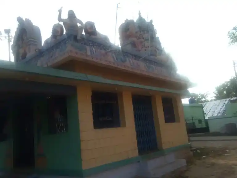 Arulmigu Mariamman Temple, Kurukkalpatty, Erumaipatti - 637102 அருள்மிகு மாரியம்மன் திருக்கோயில், Kurukkalpatty, Erumaipatti - 637102, Salem - Ancient Temple Architecture and History Image 2