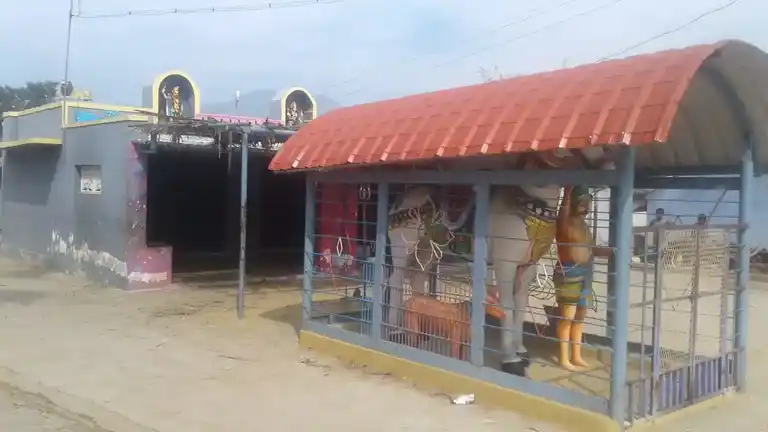 Arulmigu Mariamman Temple, Kurumbapatty, Edappady - 637102 அருள்மிகு மாரியம்மன் திருக்கோயில், Kurumbapatty, Edappady - 637102, Salem - Ancient Temple Architecture and History Image 3