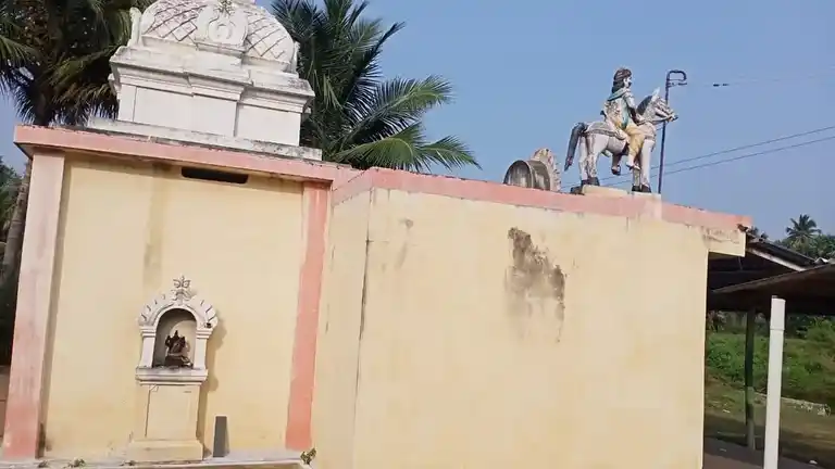 Arulmigu Mariamman Temple, Madanaickenpatty, Mallikundam - 636458 அருள்மிகு மாரியம்மன் திருக்கோயில், Madanaickenpatty, Mallikundam - 636458, Salem - Ancient Temple Architecture and History Image 4