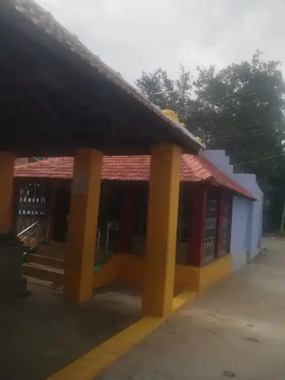 Arulmigu Mariamman Temple, Malayampalayam, Avadathur - 636501 Arulmigu Mariamman Temple, Malayampalayam, Avadathur - 636501, Salem - Ancient Temple Architecture and History Image 4