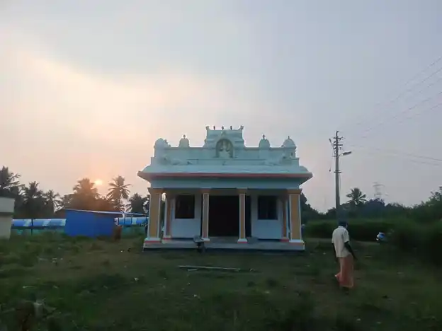 Arulmigu Mariamman Temple, Manathal Nallagoundampatty, Olaippatti - 636454 அருள்மிகு மாரியம்மன் திருக்கோயில், Manathal Nallagoundampatty, Olaippatti - 636454, Salem - Ancient Temple Architecture and History Image 2