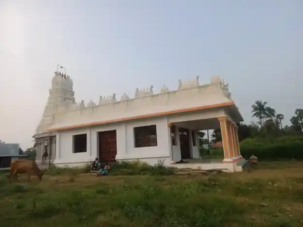 Arulmigu Mariamman Temple, Manathal Nallagoundampatty, Olaippatti - 636454 அருள்மிகு மாரியம்மன் திருக்கோயில், Manathal Nallagoundampatty, Olaippatti - 636454, Salem - Ancient Temple Architecture and History Image 3