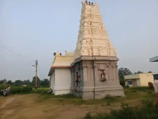 Arulmigu Mariamman Temple, Manathal Nallagoundampatty, Olaippatti - 636454 அருள்மிகு மாரியம்மன் திருக்கோயில், Manathal Nallagoundampatty, Olaippatti - 636454, Salem - Ancient Temple Architecture and History Image 7