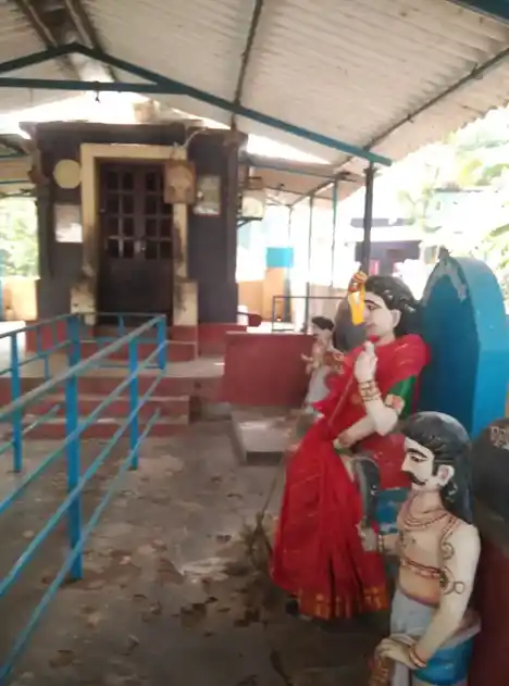 Arulmigu Mariamman Temple, Mela Valluthur - 614205 அருள்மிகு மாரியம்மன் மற்றும் பிள்ளையார் திருக்கோயில், Mela Valluthur - 614205, Thanjavur - Ancient Temple Architecture and History Image 5