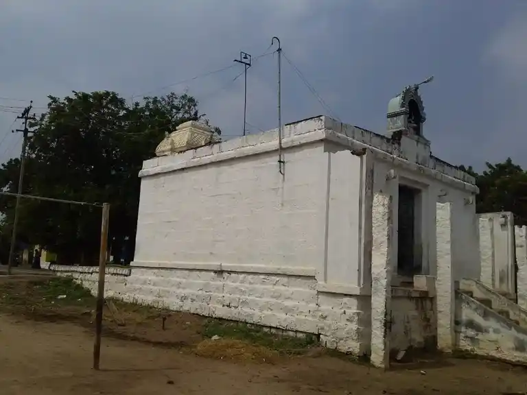Arulmigu Mariamman Temple, Mettu Marudur, Kulithalai - 639107 Arulmigu Mariamman Temple, Mettu Marudur, Kulithalai - 639107, Karur - Ancient Temple Architecture and History Image 5