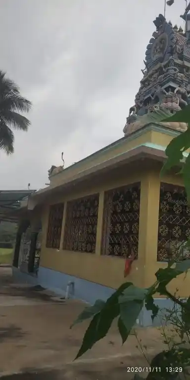 Arulmigu Mariamman Temple, Mungilmaduvu - 636810 அருள்மிகு மாரியம்மன் திருக்கோயில், Mungilmaduvu - 636810, Dharmapuri - Ancient Temple Architecture and History Image 2