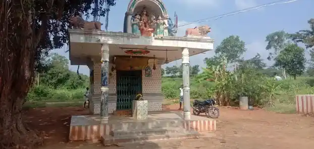Arulmigu Mariamman Temple, Nagadasampatti - 636810 அருள்மிகு மாரியம்மன் திருக்கோயில், Nagadasampatti - 636810, Dharmapuri - Ancient Temple Architecture and History Image 3