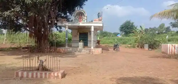 Arulmigu Mariamman Temple, Nagadasampatti - 636810 அருள்மிகு மாரியம்மன் திருக்கோயில், Nagadasampatti - 636810, Dharmapuri - Ancient Temple Architecture and History Image 4