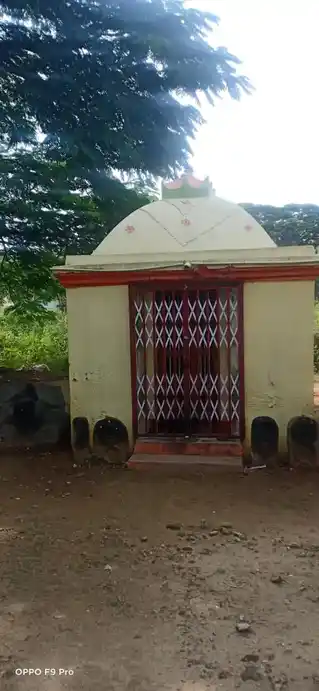 Arulmigu Mariamman Temple, Nagamarai, Solapadi - 636904 அருள்மிகு மாரியம்மன் திருக்கோயில், Nagamarai, Solapadi - 636904, Dharmapuri - Ancient Temple Architecture and History Image 4