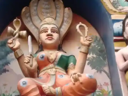 Arulmigu Mariamman Temple, Naickenpalayam - 642004 மாரியம்மன் திருக்கோயில், நாய்க்கன்பாளையம் - 642004, Coimbatore - Ancient Temple Architecture and History Image 3