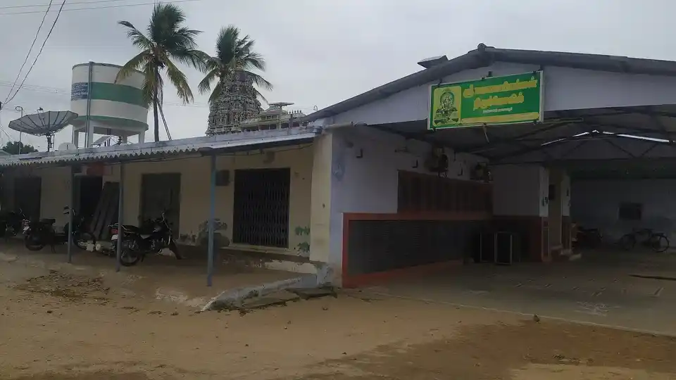 Arulmigu Mariamman Temple, Nanjaithalayur, Nanjaithalayur - 639204 அருள்மிகு மாரியம்மன் திருக்கோயில், நஞ்சைத்தலையூர், Nanjaithalayur - 639204, Tiruppur - Ancient Temple Architecture and History Image 5