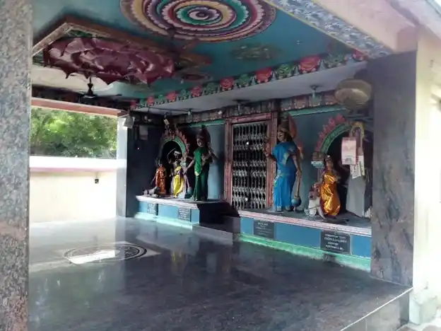 Arulmigu Mariamman Temple, Narasinganpettai - 609802 Arulmigu Mariamman Temple, Narasinganpettai - 609802, Thanjavur - Ancient Temple Architecture and History Image 8