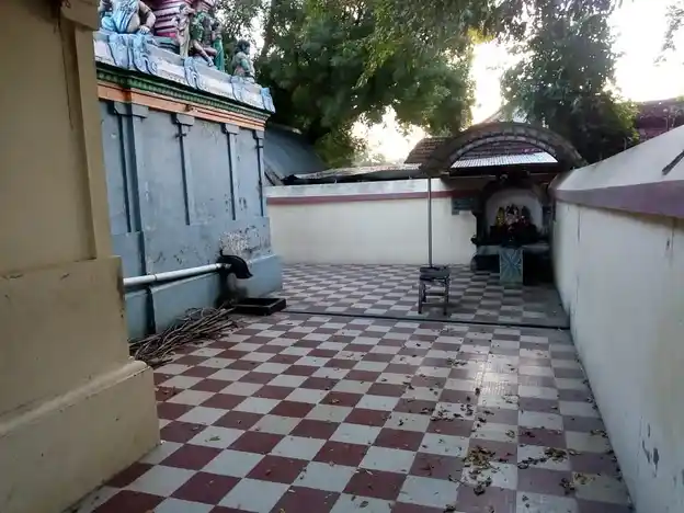 Arulmigu Mariamman Temple, Narasinganpettai - 609802 Arulmigu Mariamman Temple, Narasinganpettai - 609802, Thanjavur - Ancient Temple Architecture and History Image 9