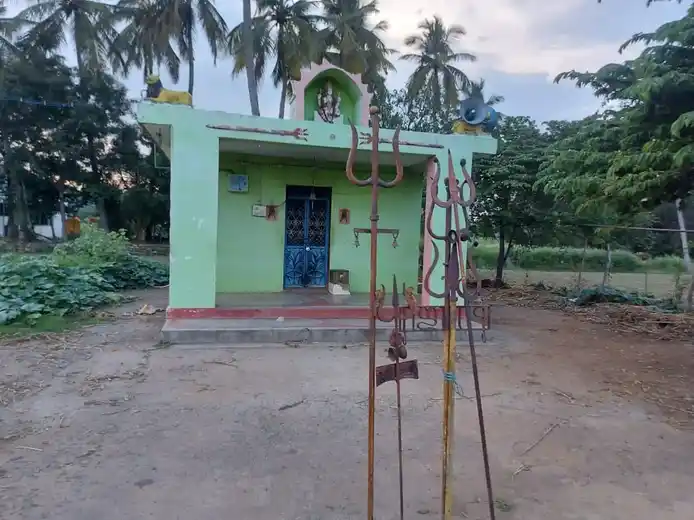 Arulmigu Mariamman Temple, Near Dasampatti Road, Pavalandur - 636810 Temple