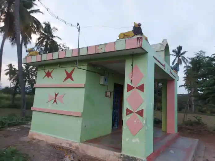 Arulmigu Mariamman Temple, Near Dasampatti Road, Pavalandur - 636810 Arulmigu Mariamman Temple, Near Dasampatti Road, Pavalandur - 636810, Dharmapuri - Ancient Temple Architecture and History Image 7