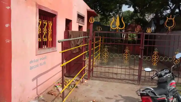 Arulmigu Mariamman Temple, Near Pennagarm Court, Paruvathanahalli - 636810 அருள்மிகு மாரியம்மன் திருக்கோயில், Near Pennagarm Court, Paruvathanahalli - 636810, Dharmapuri - Ancient Temple Architecture and History Image 3