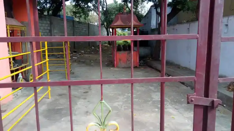 Arulmigu Mariamman Temple, Near Pennagarm Court, Paruvathanahalli - 636810 அருள்மிகு மாரியம்மன் திருக்கோயில், Near Pennagarm Court, Paruvathanahalli - 636810, Dharmapuri - Ancient Temple Architecture and History Image 4