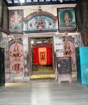 Arulmigu Mariamman Temple, Near Teppakkulam, Thiruchirappalli - 620002 அருள்மிகு மாரியம்மன் திருக்கோயில், தெப்பக்குளம் அருகில், Thiruchirappalli - 620002, Thiruchirappalli - Ancient Temple Architecture and History Image 7