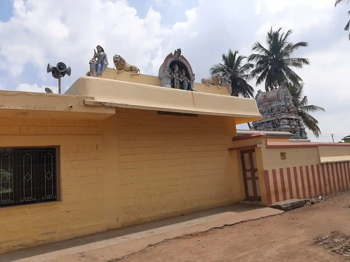 Arulmigu Mariamman Temple, Neelambur - 641062 அருள்மிகுமாரியம்மன் திருக்கோயில், Neelambur - 641062, Coimbatore - Ancient Temple Architecture and History Image 2