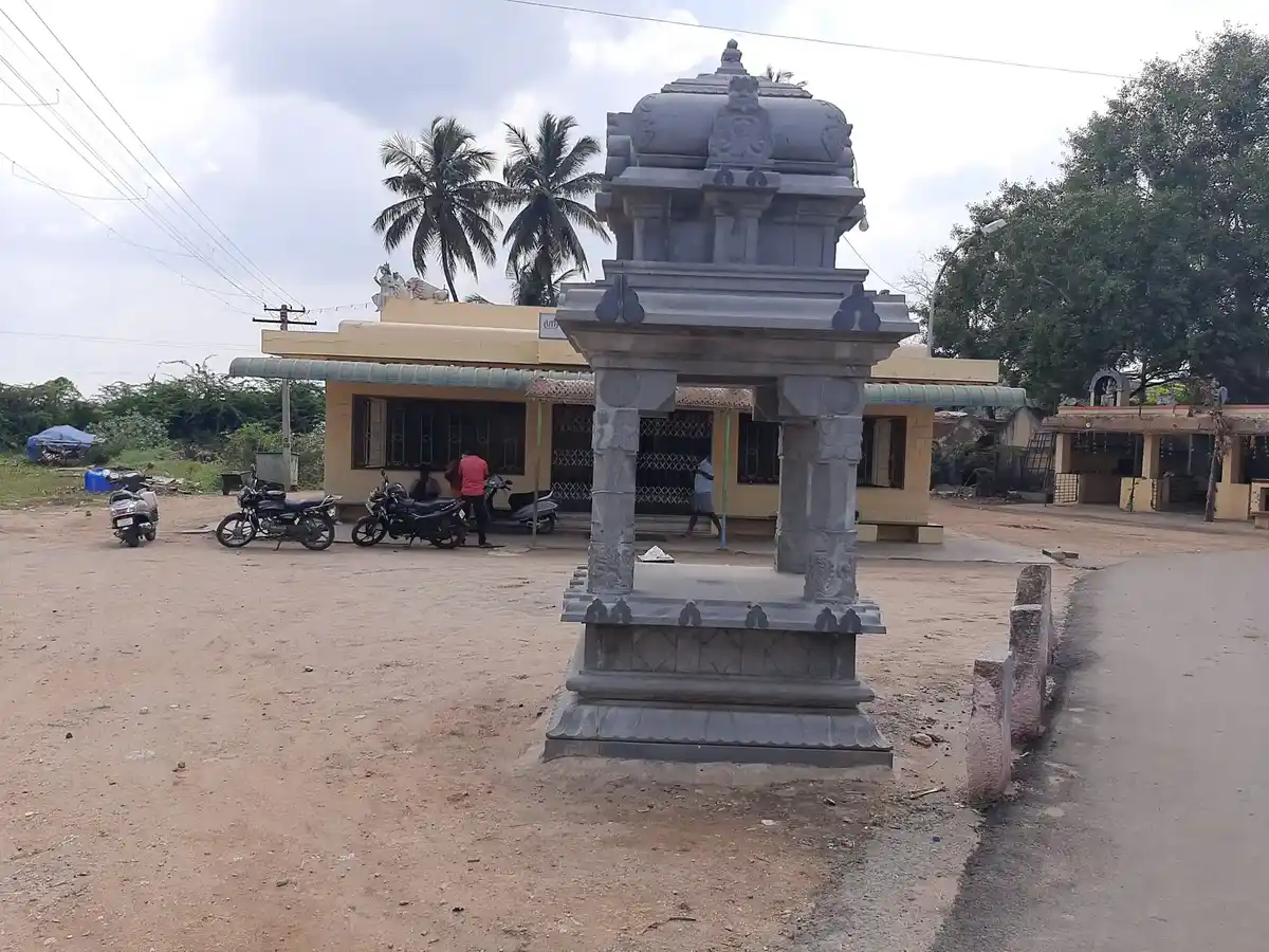 Arulmigu Mariamman Temple, Neelambur - 641062 அருள்மிகுமாரியம்மன் திருக்கோயில், Neelambur - 641062, Coimbatore - Ancient Temple Architecture and History Image 5