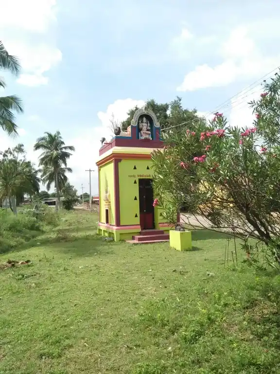 Arulmigu Mariamman Temple, Onnappa Goundanahalli - 636809 Arulmigu Mariamman Temple, Onnappa Goundanahalli - 636809, Dharmapuri - Ancient Temple Architecture and History Image 4