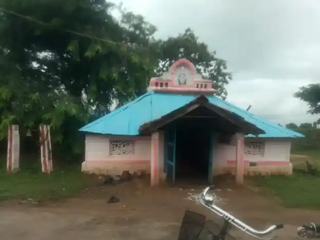 Arulmigu Mariamman Temple, Ottakkovilpatti - 625103 அருள்மிகு மாரியம்மன் கோயில், Ottakkovilpatti - 625103, Madurai - Ancient Temple Architecture and History Image 3