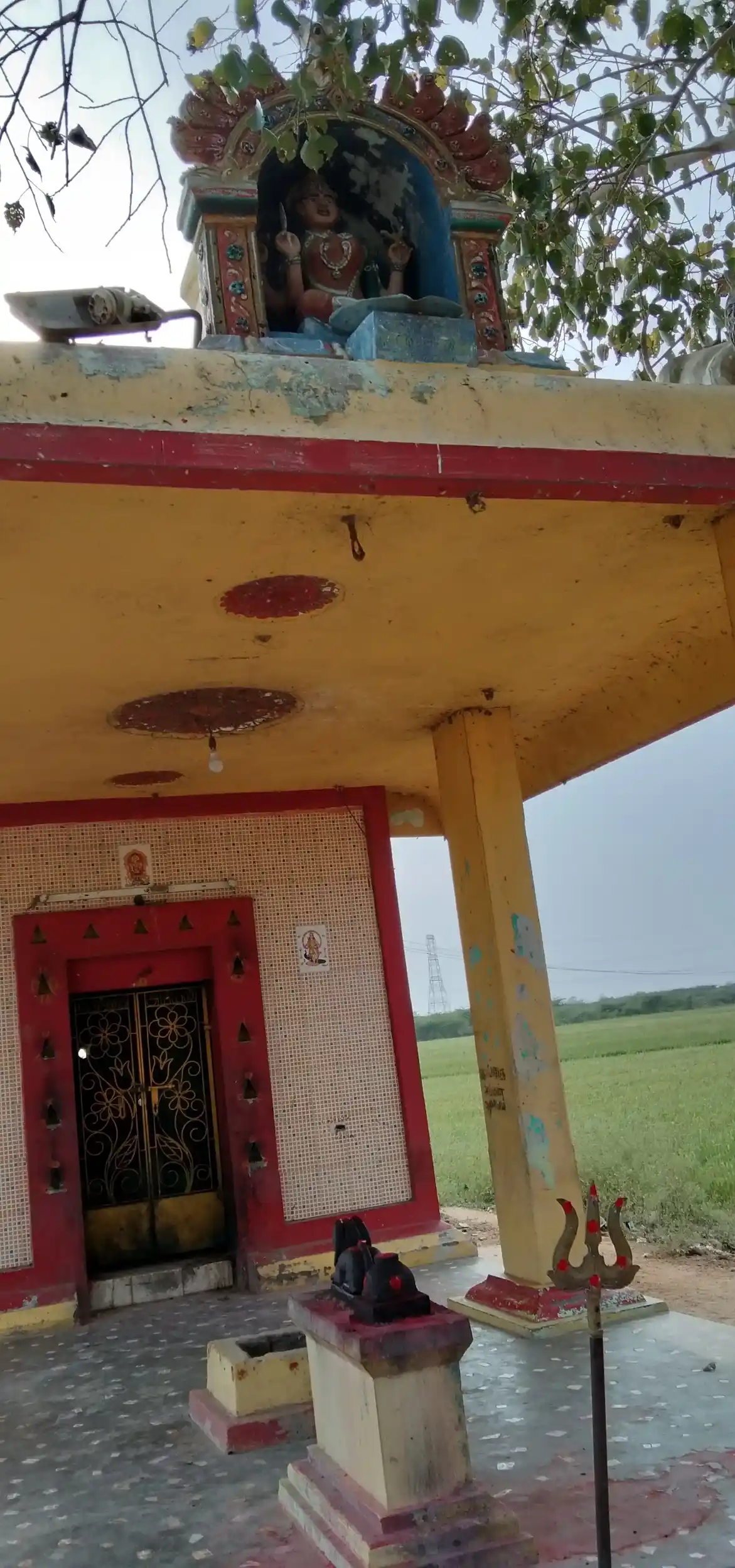 Arulmigu Mariamman Temple, Panchayath Office, Kalambakkam - 631209 அருள்மிகு மாரியம்மன் திருக்கோயில், Panchayath Office, Kalambakkam - 631209, Tiruvallur - Ancient Temple Architecture and History Image 3