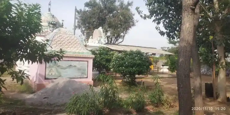 Arulmigu Mariamman Temple, Pechekoundana Halli - 636807 அருள்மிகு மாரியம்மன் திருக்கோயில், Pechekoundana Halli - 636807, Dharmapuri - Ancient Temple Architecture and History Image 3