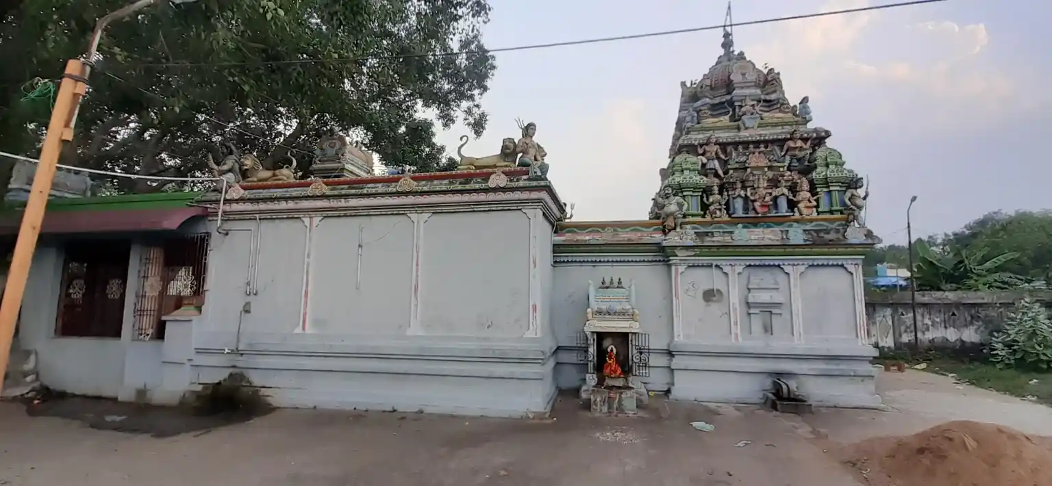 Arulmigu Mariamman Temple, Periyakozhapallur - 604406 அருள்மிகு மாரியம்மன் திருக்கோயில், Periyakozhapallur - 604406, Tiruvannamalai - Ancient Temple Architecture and History Image 4
