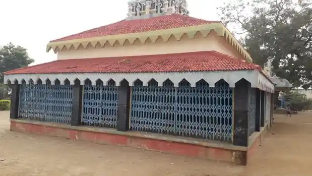 Arulmigu Mariamman Temple, Perumbalai - 636811 அருள்மிகு மாரியம்மன் திருக்கோயில், Perumbalai - 636811, Dharmapuri - Ancient Temple Architecture and History Image 2