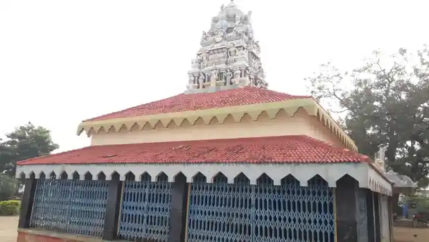 Arulmigu Mariamman Temple, Perumbalai - 636811 அருள்மிகு மாரியம்மன் திருக்கோயில், Perumbalai - 636811, Dharmapuri - Ancient Temple Architecture and History Image 3