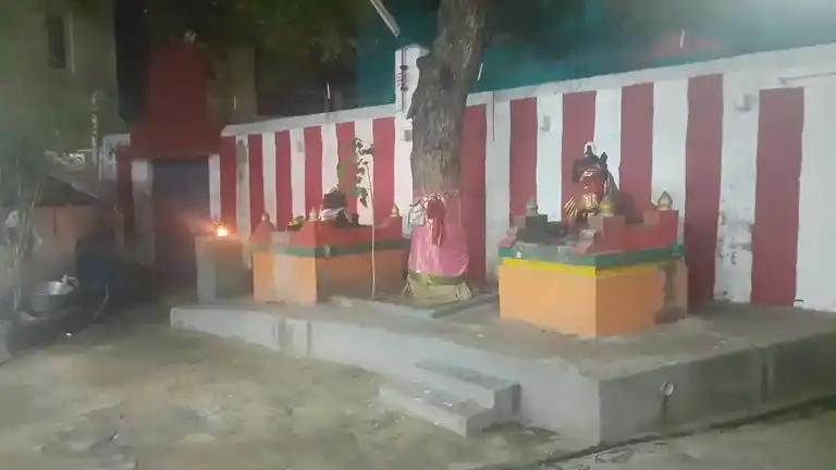 Arulmigu Mariamman Temple, Perunaazhi - 623115 அருள்மிகு. மாரியம்மன் திருக்கோயில், Perunaazhi - 623115, Ramanathapuram - Ancient Temple Architecture and History Image 3