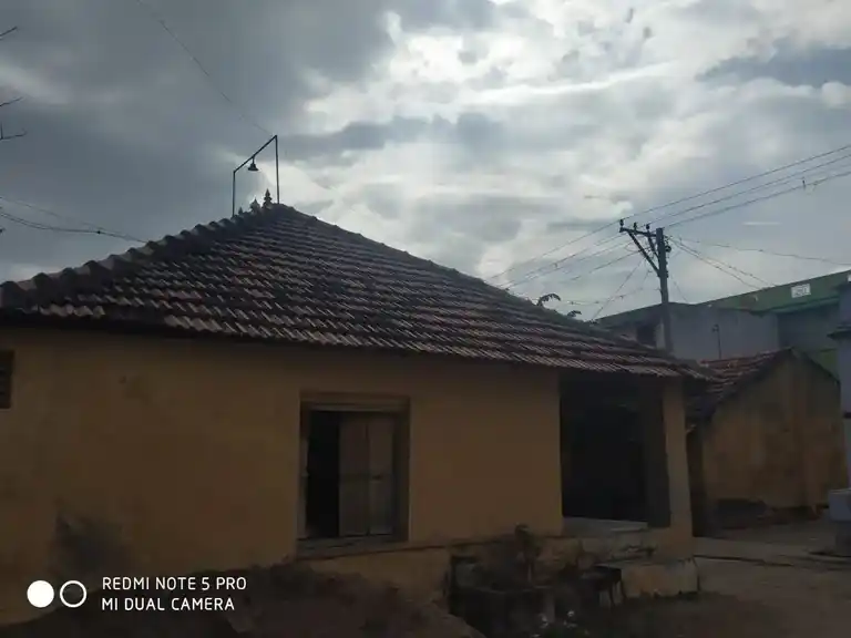 Arulmigu Mariamman Temple, Pommiyampatty - 636351 அருள்மிகு மாரியம்மன் திருக்கோயில், Pommiyampatty - 636351, Salem - Ancient Temple Architecture and History Image 2