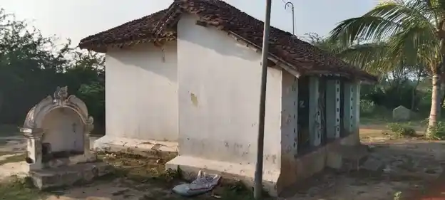 Arulmigu Mariamman Temple, Poolangudi - 610101 அருள்மிகு மாரியம்மன் திருக்கோயில், Poolangudi - 610101, Nagapattinam - Ancient Temple Architecture and History Image 3