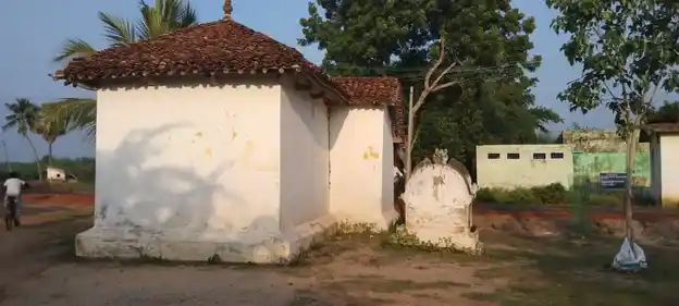 Arulmigu Mariamman Temple, Poolangudi - 610101 அருள்மிகு மாரியம்மன் திருக்கோயில், Poolangudi - 610101, Nagapattinam - Ancient Temple Architecture and History Image 6