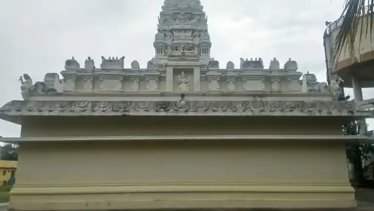 Arulmigu Mariamman Temple, Puliyampatty, Idanganasalai - 637502 அருள்மிகு மாரியம்மன் திருக்கோயில், Puliyampatty, Idanganasalai - 637502, Salem - Ancient Temple Architecture and History Image 2