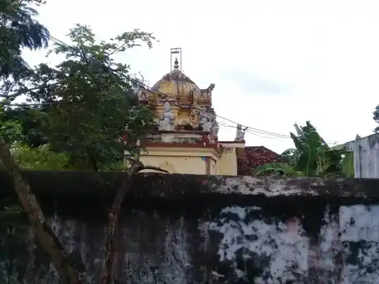 Arulmigu Mariamman Temple, R.Poonapuram - 642002 அருள்மிகு மாரியம்மன் திருக்கோயில், R.Poonapuram - 642002, Coimbatore - Ancient Temple Architecture and History Image 3