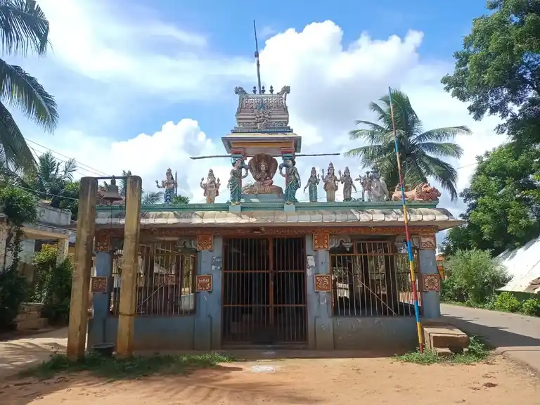 Arulmigu Mariamman Temple, S.Puthur - 607401 அருள்மிகு மாரியம்மன் திருக்கோயில், S.Puthur - 607401, Cuddalore - Ancient Temple Architecture and History Image 9