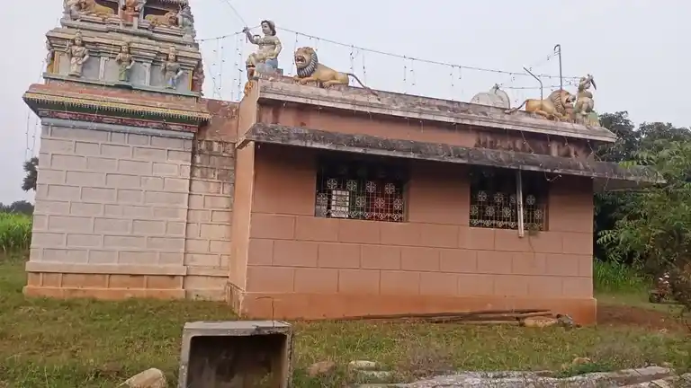 Arulmigu Mariamman Temple, Sappanipatty, Vanavasi - 636457 அருள்மிகு மாரியம்மன் திருக்கோயில், Sappanipatty, Vanavasi - 636457, Salem - Ancient Temple Architecture and History Image 5