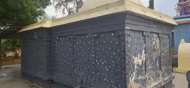 Arulmigu Mariamman Temple, Sathiyam - 606302 Arulmigu Mariamman Temple, Sathiyam - 606302, Cuddalore - Ancient Temple Architecture and History Image 4