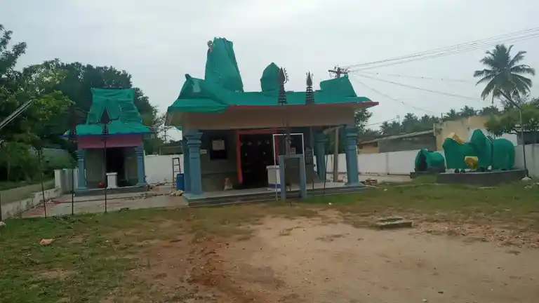 Arulmigu Mariamman Temple, Seenapuram, Seenapuram - 638057 அருள்மிகு மாரியம்மன் திருக்கோயில், Seenapuram, சீனாபுரம் - 638057, Erode - Ancient Temple Architecture and History Image 3