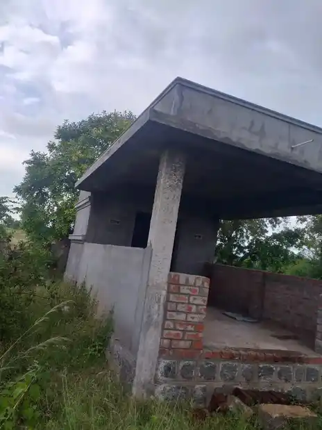 Arulmigu Mariamman Temple, Sigarahalli - 636809 அருள்மிகு மாரியம்மன் திருக்கோயில், Sigarahalli - 636809, Dharmapuri - Ancient Temple Architecture and History Image 2