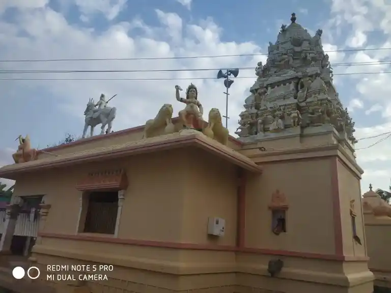 Arulmigu Mariamman Temple, Thalavaipatty - 636302 அருள்மிகு மாரியம்மன், திருக்கோயில், Thalavaipatty - 636302, Salem - Ancient Temple Architecture and History Image 2