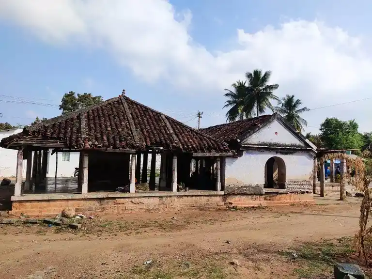 Arulmigu Mariamman Temple, Thoppappatti - 637406 அருள்மிகு மாரியம்மன் திருக்கோயில்,  - 637406, Namakkal - Ancient Temple Architecture and History Image 3